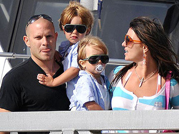 hai nhóc tỳ nhà Britney Spears,Britney Spears,công chúa nhạc Pop,Sean Preston,Jayden James