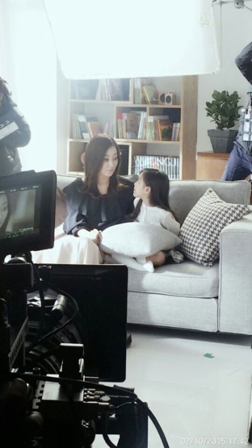 Kim Hee Sun,Kim Hee Sun trẻ trung,Kim Hee Sun trong hậu trường,Kim Hee Sun không tì vết