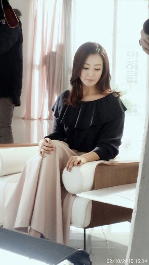 Kim Hee Sun,Kim Hee Sun trẻ trung,Kim Hee Sun trong hậu trường,Kim Hee Sun không tì vết