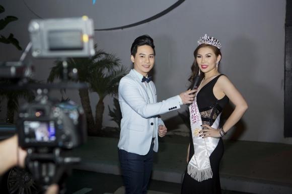 Minh Chánh Entertainment, minh chanh, Minh Chánh tổ chức tiệc sau cuộc thi, Bầu Minh Chánh và dàn tân Hoa hậu Phụ nữ người Việt thế giới 2015 mừng tiệc VIP
