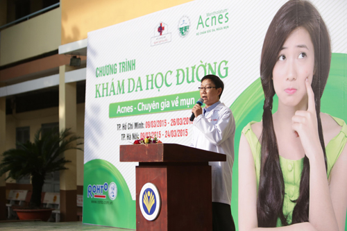 Trị mụn, Ngày hội Kiểm tra da, chăm sóc da, Dưỡng da