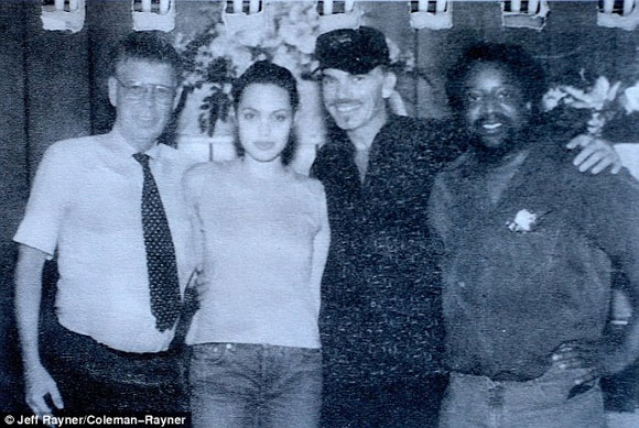Angelina Jolie,Angelina Jolie giản dị,ảnh cưới của Angelina Jolie,Billy Bob Thornton
