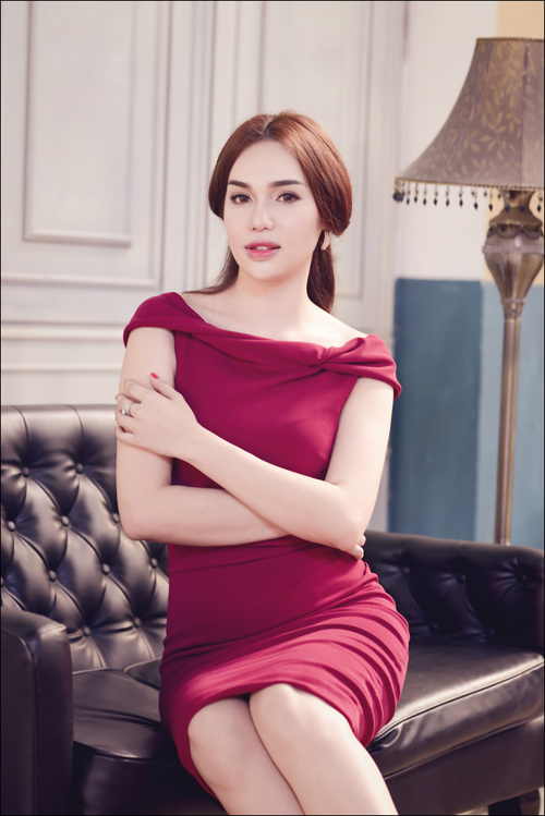 Hoa hậu Diệu Hân, Hoa hậu Diệu Hân thời trang, diệu hân, Hoa hậu Diệu Hân khoe dáng gợi cảm