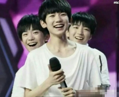 nhom nhac nhi Trung Quoc, nhom nhac TFBoys, my nam tiem nang Trung Quoc, TFBoys