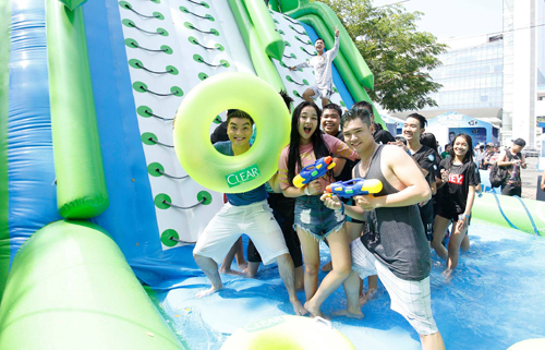 Đường trượt Clear, Đường trượt nước dài nhất Việt Nam, Sự kiện Clear, Dầu gội CLEAR