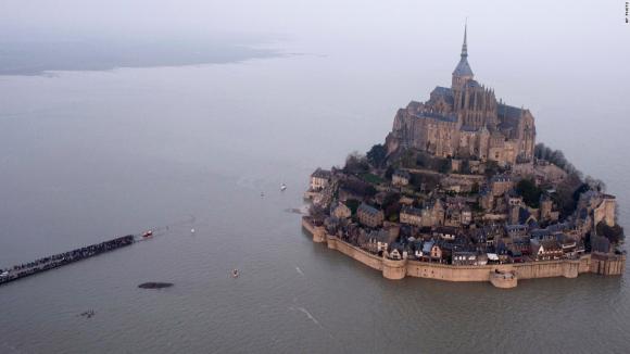 Đảo Mont Saint-Michel, Thủy triều thế kỷ, Du lịch Pháp