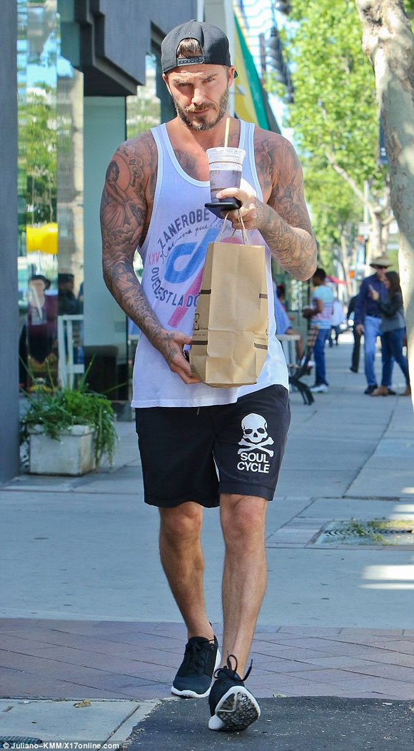 David Beckham,Beckham cực ngầu,Beckham mặc đồ thể thao,Beckham thân hình đẹp