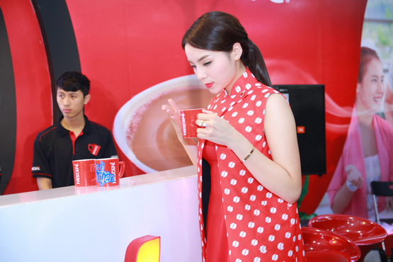 Hoa hậu Kỳ Duyên, hoa hau ky duyen, Kỳ Duyên, Kỳ Duyên và Minh Quân, lễ hội cà phê diễn ra tại thủ đô Hà Nội