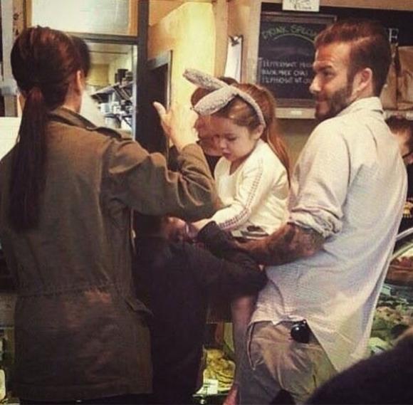 Harper, Harper bĩu môi, con gái Beckham, David Beckham, Victoria Beckham