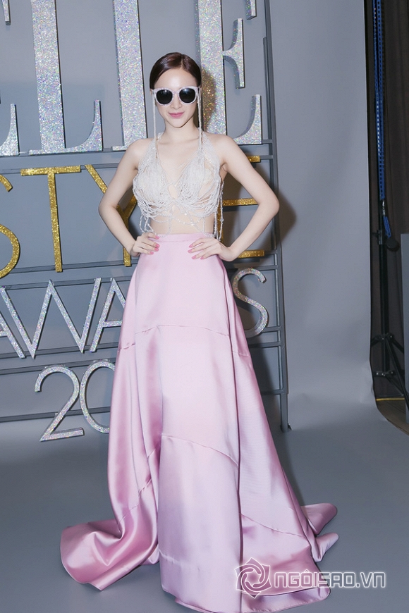 Angela Phương Trinh, Angela Phương Trinh hở bạo, Nữ hoàng thảm đỏ, thảm đỏ Elle Style Awards 2015, Á quân Bước nhảy hoàn vũ 2015