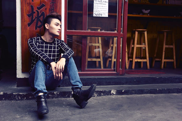hot boy Anthony Trần,Anthony Trần,Anthony Trần thẩm mỹ,mặt Anthony Trần nhỏ và nhọn