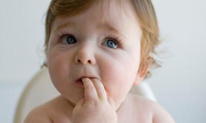 tác hại cắn móng tay, lý do nên dừng việc cắn móng tay, hậu quả cắn móng