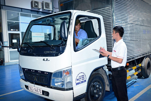 fuso-center-214-2-ngoisao 3 Xe tải Fuso, FUSO Canter, Chăm sóc xe tải Fuso