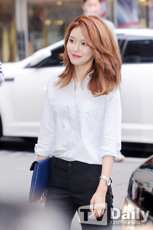 Sooyoung,Sooyoung SNSD,Sooyoung khoe dáng chuẩn,Sooyoung thanh lịch,Sooyoung mặc đồ công sở