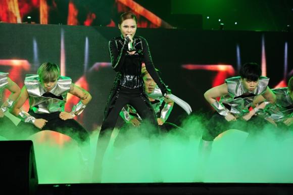 The Remix, top 4 the remix, đêm gala the remix, Đông Nhi, Isaac, Tóc Tiên, Giang Hồng Ngọc, Hòa âm ánh áng