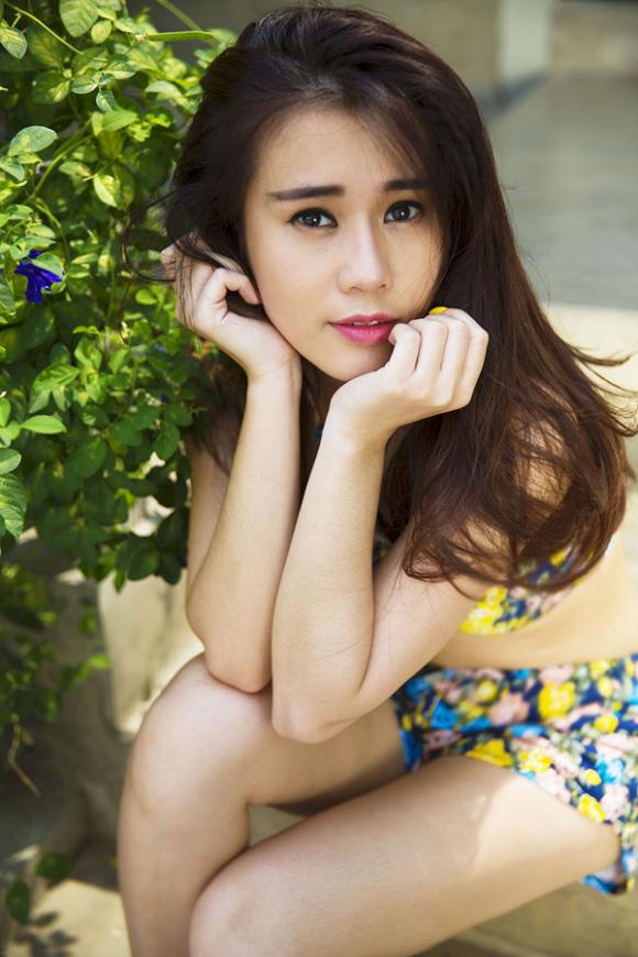 Ngọc Thảo, hotgirl Ngọc Thảo, Ngọc Thảo trẻ trung, Ngọc Thảo năng động chào hè 