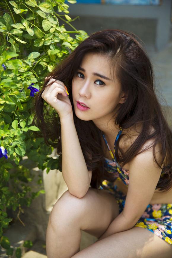 Ngọc Thảo, hotgirl Ngọc Thảo, Ngọc Thảo trẻ trung, Ngọc Thảo năng động chào hè 