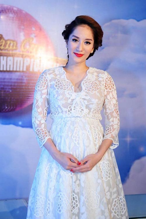 Khánh Thi, váy bầu, bà bầu Khánh Thi, Khánh Thi mang bầu, bà bầu Khánh Thi, kiện tướng dancesport