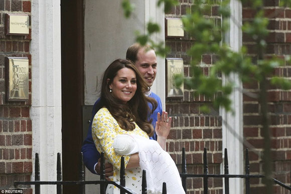 vợ chồng công nương Anh,tên con gái mới sinh của công nương Anh,Kate Middleton,William,Charlotte Elizabeth Diana