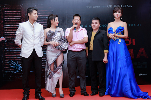 Kim Tuyến, Ngủ với hồn ma, Đạo diễn Bá Vũ