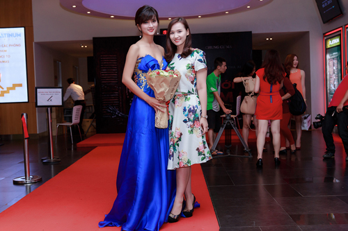 Kim Tuyến, Ngủ với hồn ma, Đạo diễn Bá Vũ