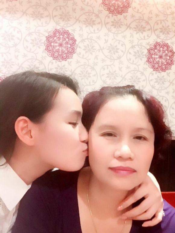 sao viet, me sao viet, lo dien me sao viet, me quynh chi, me phan hien, me tra ngoc hang, me sao viet, tin tuc sao