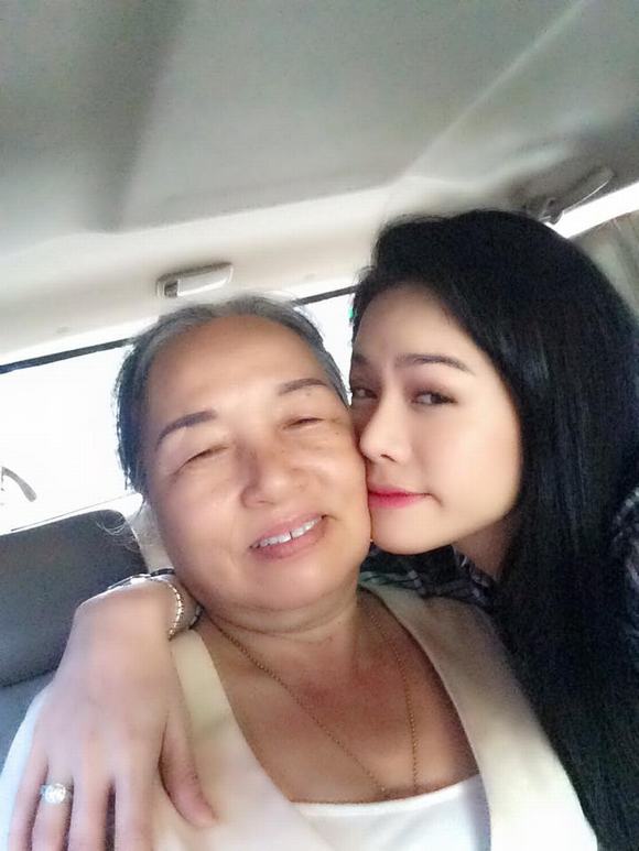 sao viet, me sao viet, lo dien me sao viet, me quynh chi, me phan hien, me tra ngoc hang, me sao viet, tin tuc sao
