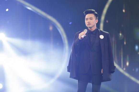 Thu Minh, Thu Minh bất chấp bụng bầu, Thu Minh nhún nhảy theo hotboy, hotboy Việt Kiều, Vietnam Idol 2015, top 5 Vietnam Idol 2015