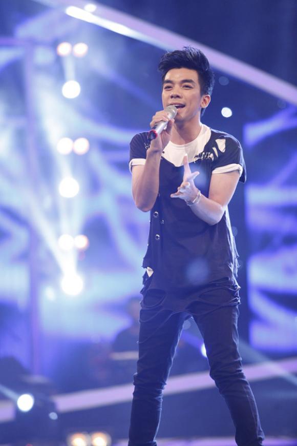 Thu Minh, Thu Minh bất chấp bụng bầu, Thu Minh nhún nhảy theo hotboy, hotboy Việt Kiều, Vietnam Idol 2015, top 5 Vietnam Idol 2015