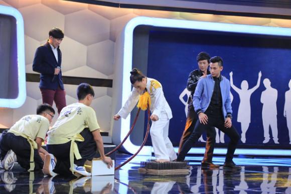 Tóc Tiên, Tóc Tiên The Remix, Tóc Tiên biểu cảm cực yêu bên Isaac, Người bí ẩn 2015, vợ chồng Sáu Bảnh, Việt Hương - Hoài Linh