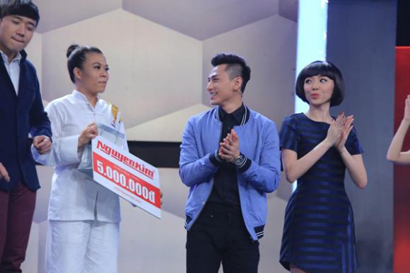 Tóc Tiên, Tóc Tiên The Remix, Tóc Tiên biểu cảm cực yêu bên Isaac, Người bí ẩn 2015, vợ chồng Sáu Bảnh, Việt Hương - Hoài Linh
