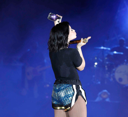 Demi Lovato, Demi Lovato tại Việt Nam, Tin sao việt, Tin sao viet