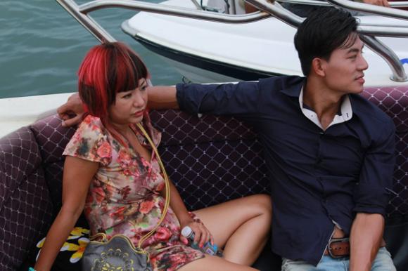 Thúy Nga, danh hài Thúy Nga, Thúy Nga tố chồng cũ, Thúy Nga ly hôn chồng, Thúy Nga cặp kè Hiếu Nguyễn, Bộ ba rắc rối