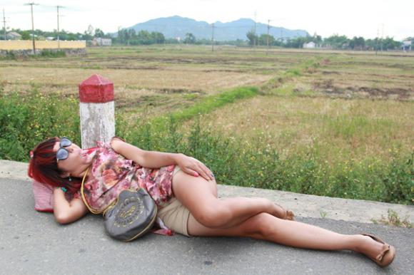 Thúy Nga, danh hài Thúy Nga, Thúy Nga tố chồng cũ, Thúy Nga ly hôn chồng, Thúy Nga cặp kè Hiếu Nguyễn, Bộ ba rắc rối