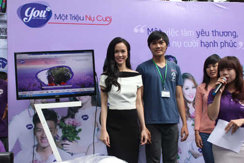 Vũ Ngọc Anh, Một triệu nụ cười của phụ nữ Việt, YouTV