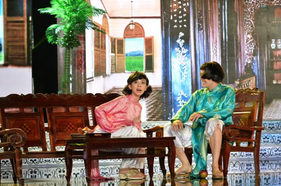Ngô Kiến Huy, chàng Bắp, Ngô Kiến Huy cưới vợ, Ngô Kiến Huy cấu kết vợ hành hạ mẹ ruột, Danh hài đất Việt