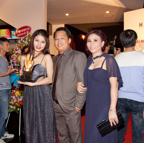 Doanh nhân Phan Thị Mai, Lý Hải, Minh Hà, Lật Mặt