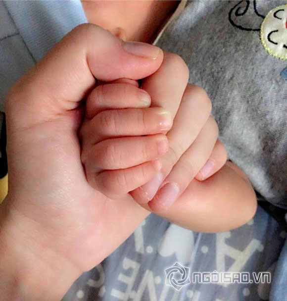 Thu Thủy,Thu Thủy khoe eo thon,Thu Thủy khoe dáng gọn,Thu Thủy lấy lại vóc dáng sau sinh,Thu Thủy sinh con trai