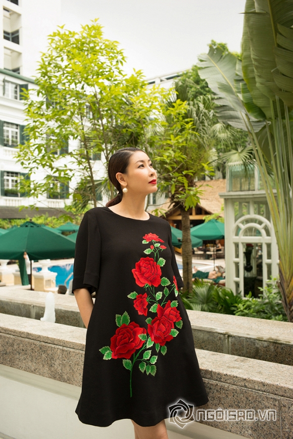 Hà Kiều Anh, Hoa Hậu Việt Nam 1992, họa tiết hoa hồng, thời trang đỗ mạnh cường,  La Vie En Rose