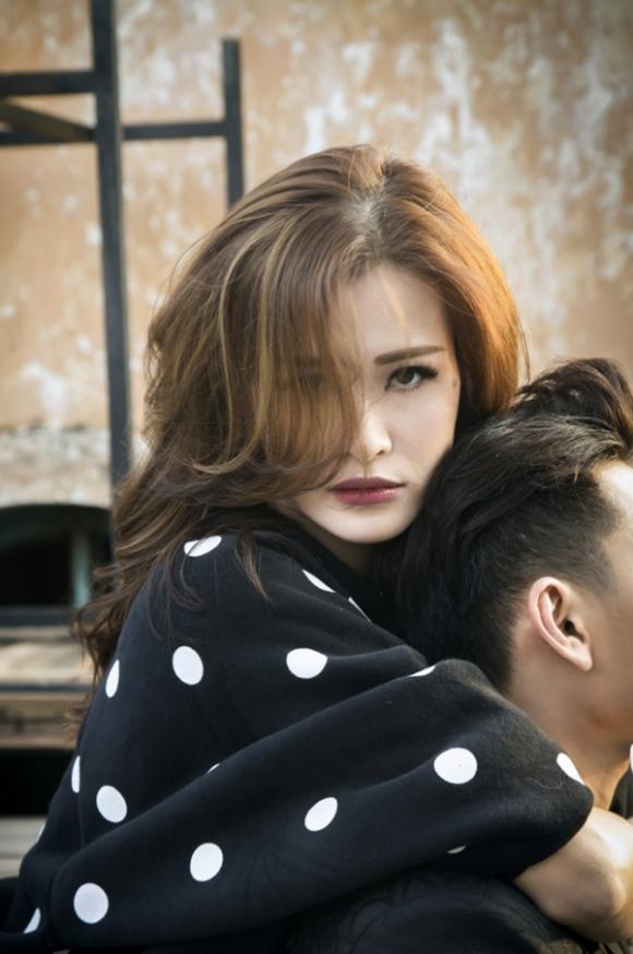 Đông Nhi, Đông Nhi và Isaac, Vì ai vì anh, MV Vì Ai Vì Anh, MV gây sốt, tin tức sao, tin tuc sao, nhạc