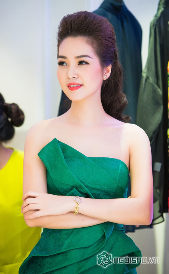Linh nga,dien vien mua linh nga,ngoc nu lang mua linh nga,linh nga tai xuat ha noi