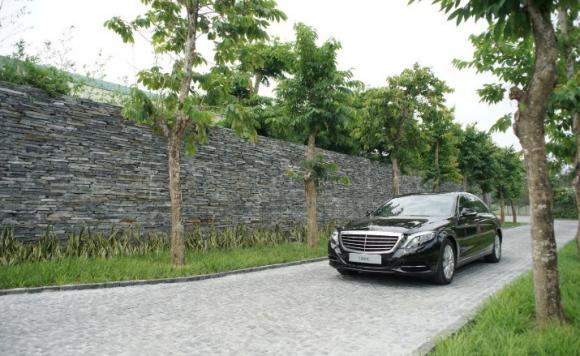 Mercedes-Benz, S 400 L,  Naman Retreat
