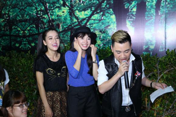 Mai Phương, diễn viên Mai Phương, con gái Mai Phương, Mai Phương bế con gái 2 tuổi dự sự kiện