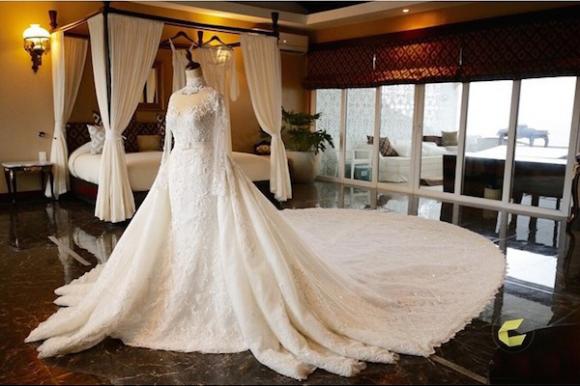Váy cưới dài 10m, cô dâu thượng nghị sĩ Philippines, vợ nghị sĩ Philippines, cô dâu mặc váy cưới dài 10m, váy cưới, váy cưới dài