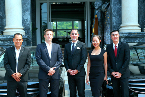 Mercedes Benz, Mercedes-Benz E-Class, Royal Hội An