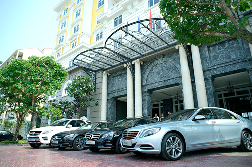 Mercedes Benz, Mercedes-Benz E-Class, Royal Hội An