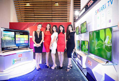 tv-man-hinh-cong-8-ngoisao 1 TV màn hình cong, Tivi TCL, TCL màn hình cong