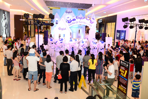 dam-phuong-linh-305-6-ngoisao 4 Đàm Phương Linh, Tết thiếu nhi, Lâu Đài Cổ Tích Dịu Hương Comfort, Tin sao việt, Tin sao viet