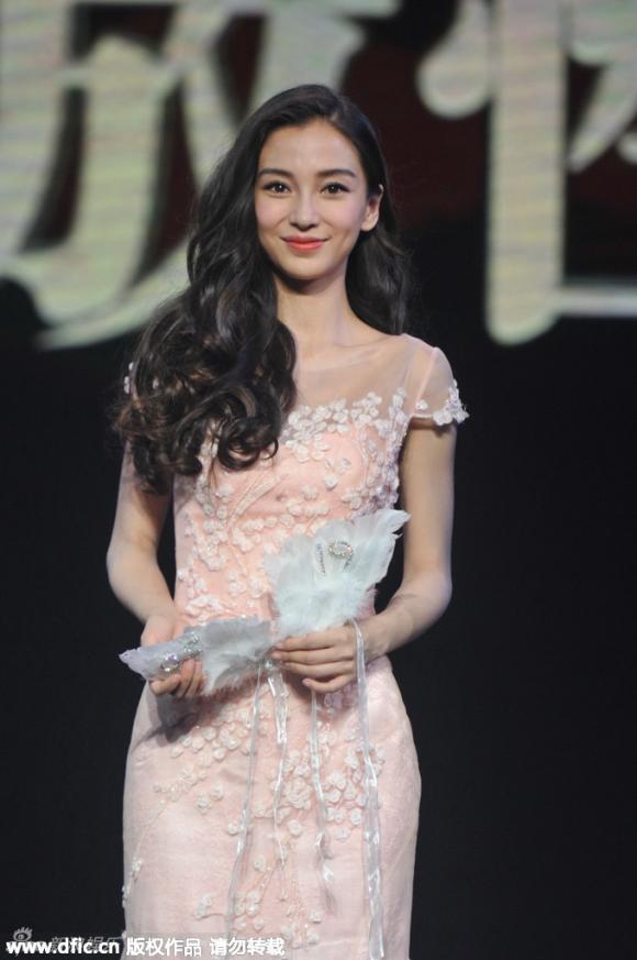 Angela Baby, Angela Baby xuống sắc, Angela Baby lòi xương, Angela Baby hốc hác, tin ngôi sao, tin ngoi sao