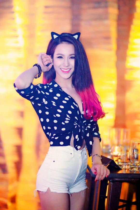 Diệp Lâm Anh, Diệp Lâm Anh khác lạ, Diệp Lâm Anh khoe tóc mới, Diệp Lâm Anh năng động, Diệp Lâm Anh khỏe khoắn